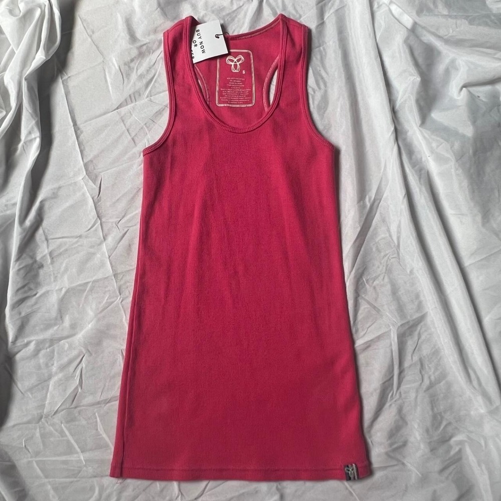 2000s TNA Aritzia Ribbed Racerback Tank Top